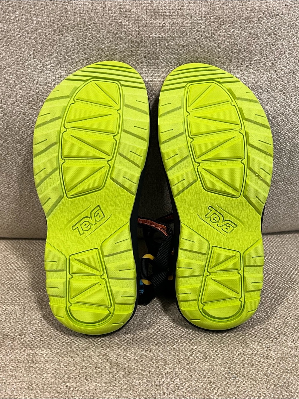 Teva Hurricane XLT 2 Kids Sandals Black Multi Neon Green Size 3 NIB - Picture 3 of 6